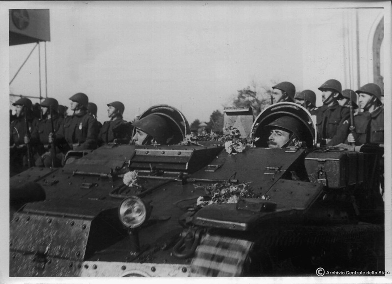 Парад в Бухаресте по случаю взятия Одессы; октябрь 1941 г.