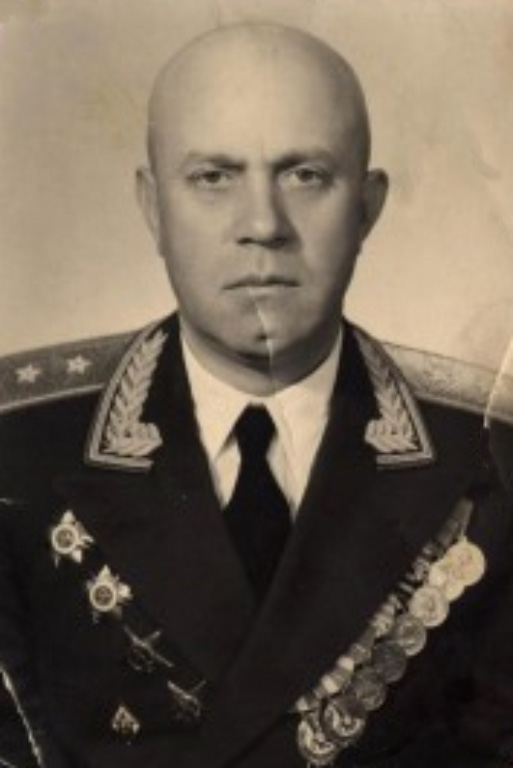Ухов Владимир Дмитриевич