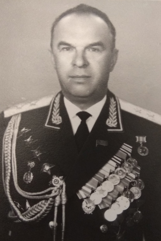 Богданов Анатолий Васильевич