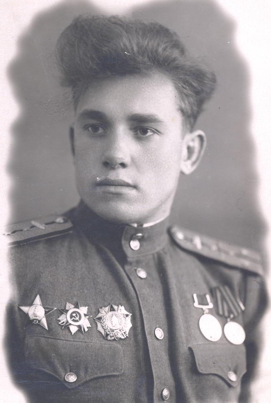 Антонов Александр Ильич